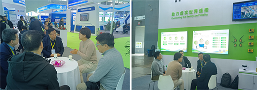 河北工程大學(xué)副校長何立新蒞臨展臺(tái)參觀交流 河北工程大學(xué)副校長何立新蒞臨展臺(tái)參觀交流